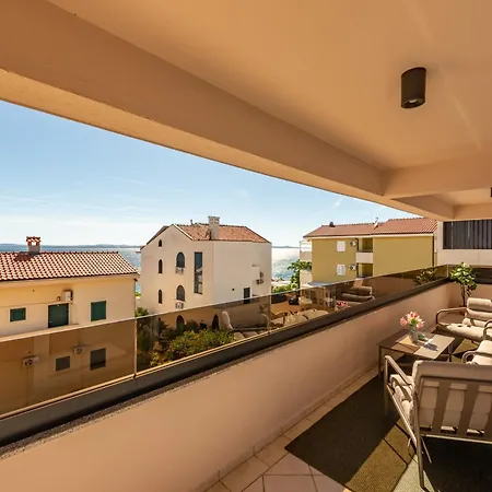 Casa Almaris With Seaview 아파트 Kožino