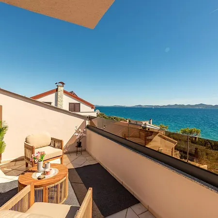 Casa Almaris With Seaview 아파트 Kožino